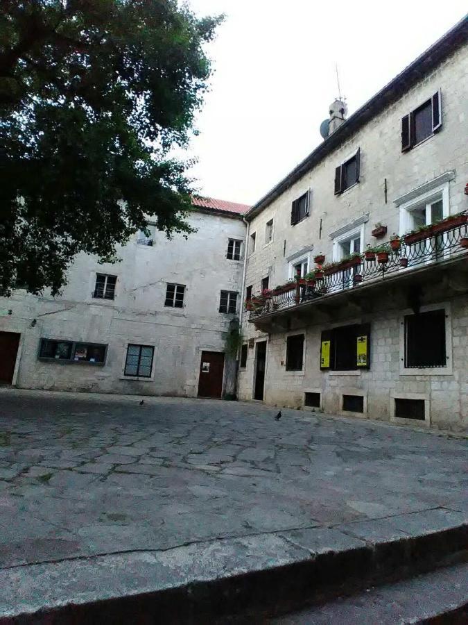 Guesthouse Nikoleta Kotor Dış mekan fotoğraf
